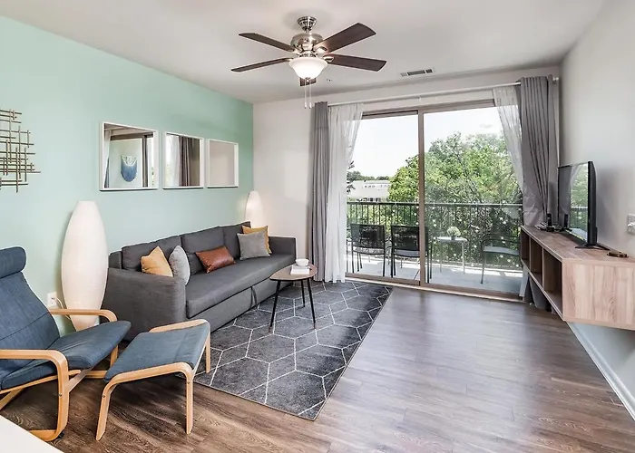 Uptown 4Th Ward Luxury Apt Year-Round Pool
