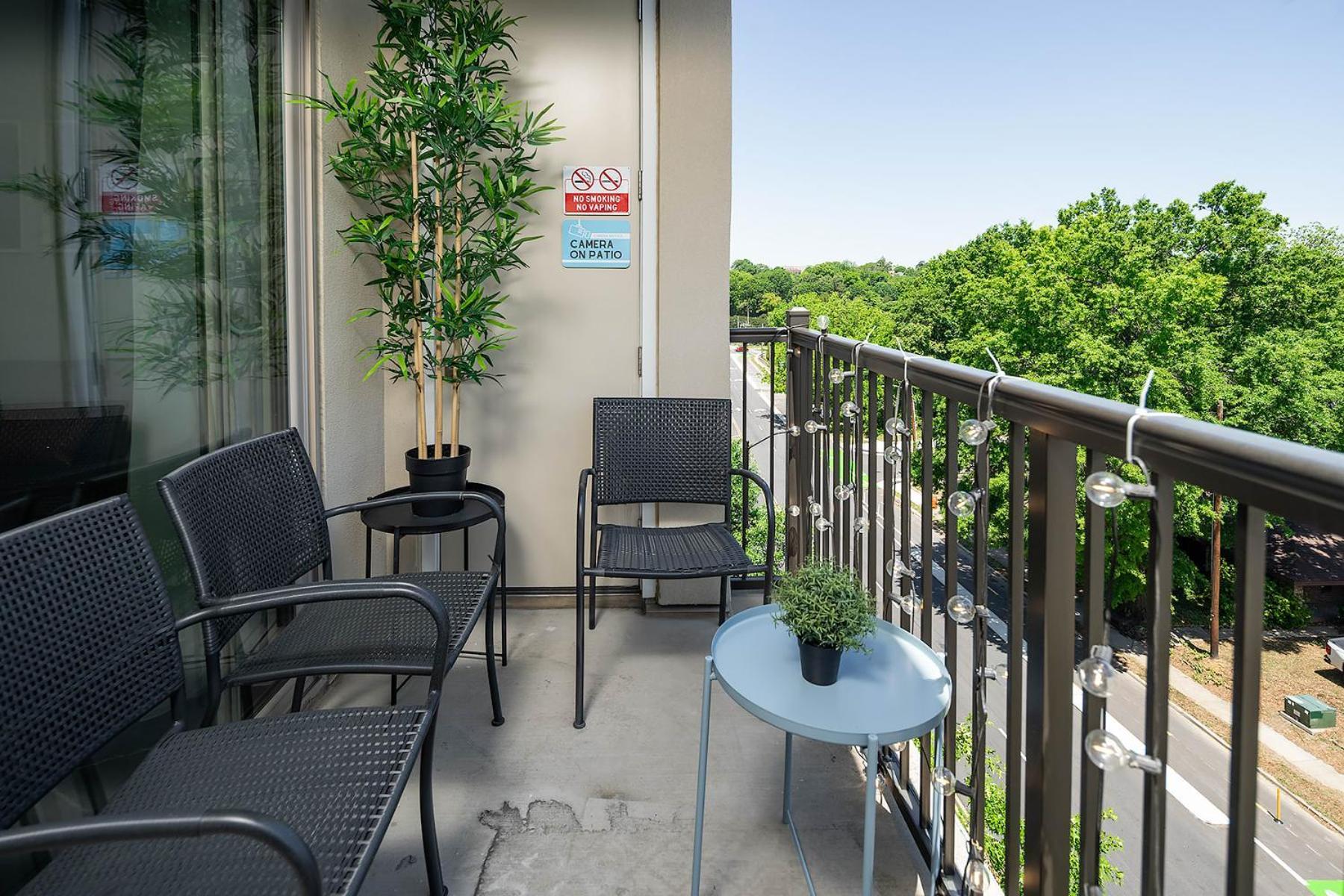 Uptown 4th Ward Luxury Year-round Pool Apartamento