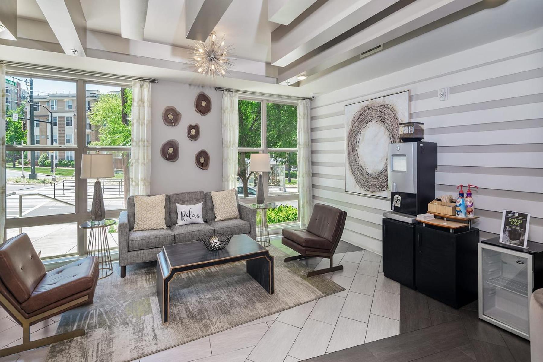 Appartement Uptown 4th Ward Luxury Year-round Pool